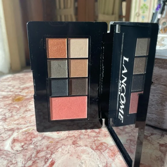 Lancôme Eyeshadow Palette with Blush Glow Look Warm Palette Night - Picture 2 of 6